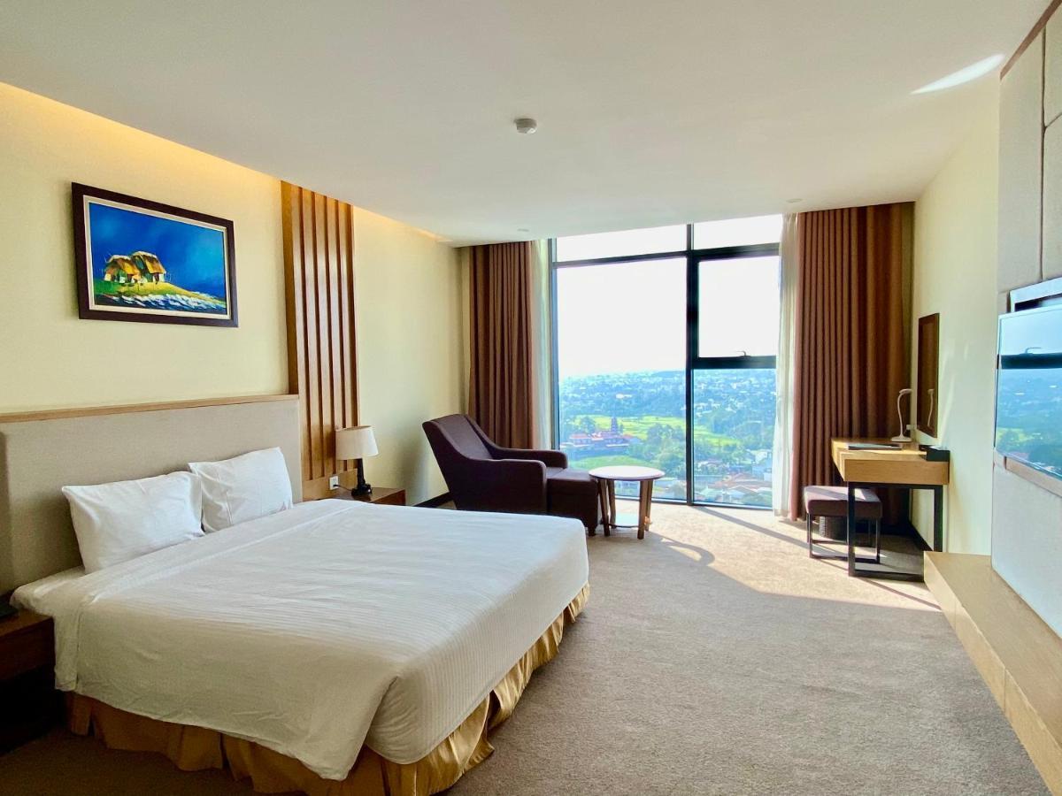 Muong Thanh Luxury Buon Ma Thuot Hotel Exterior foto