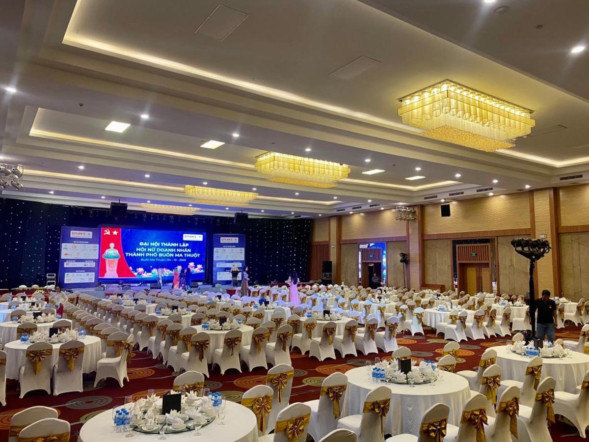 Muong Thanh Luxury Buon Ma Thuot Hotel Exterior foto